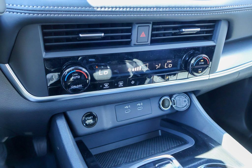 New 2026 Nissan Rogue SV image 12