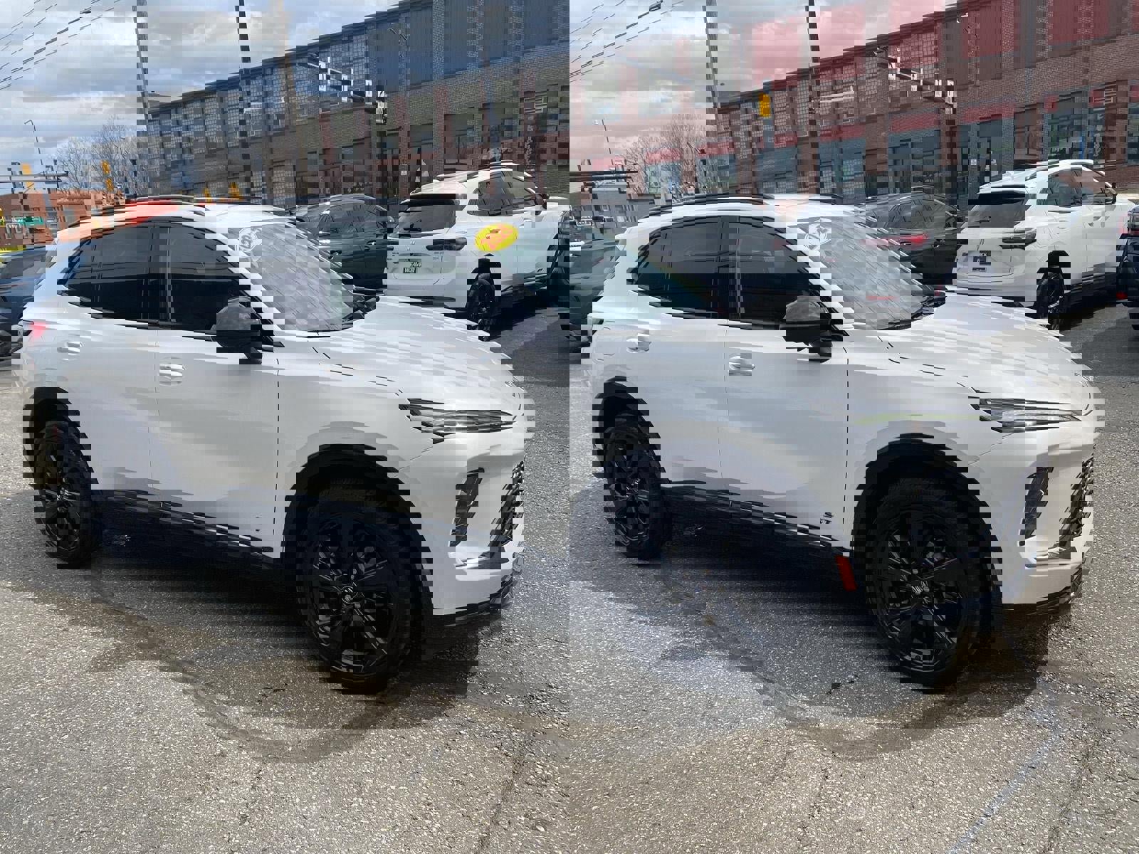 Certified 2025 Buick Envision Sport Touring image 10