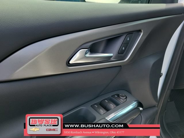 New 2026 Chevrolet Traverse LT w/ Driver Confidence Package FWD image 21