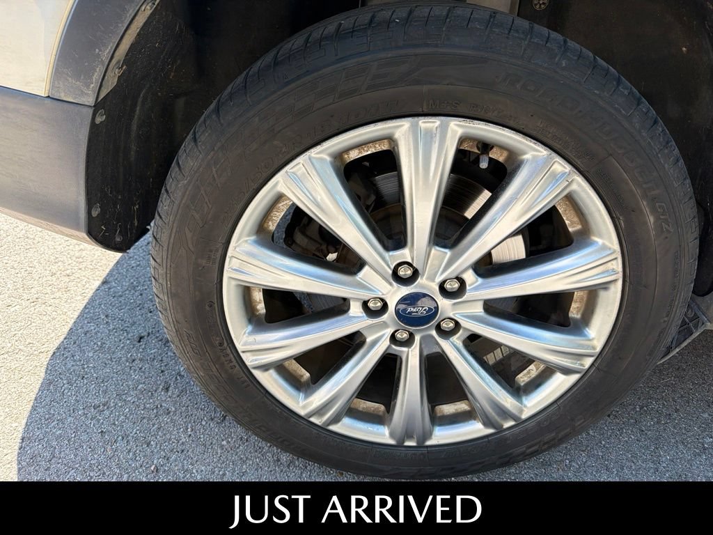 Used 2018 Ford Escape Titanium FWD image 13