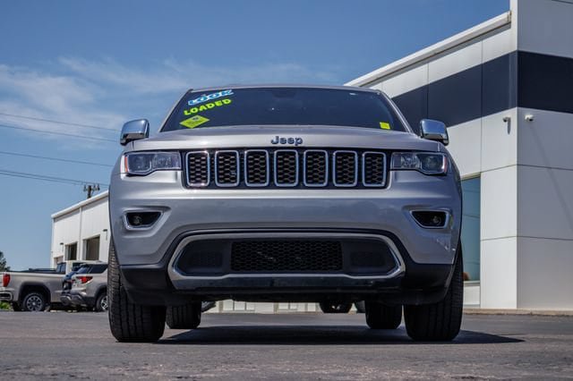 Used 2021 Jeep Grand Cherokee Limited AWD/4WD image 33
