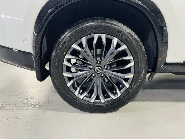 New 2026 Nissan Rogue Platinum image 14