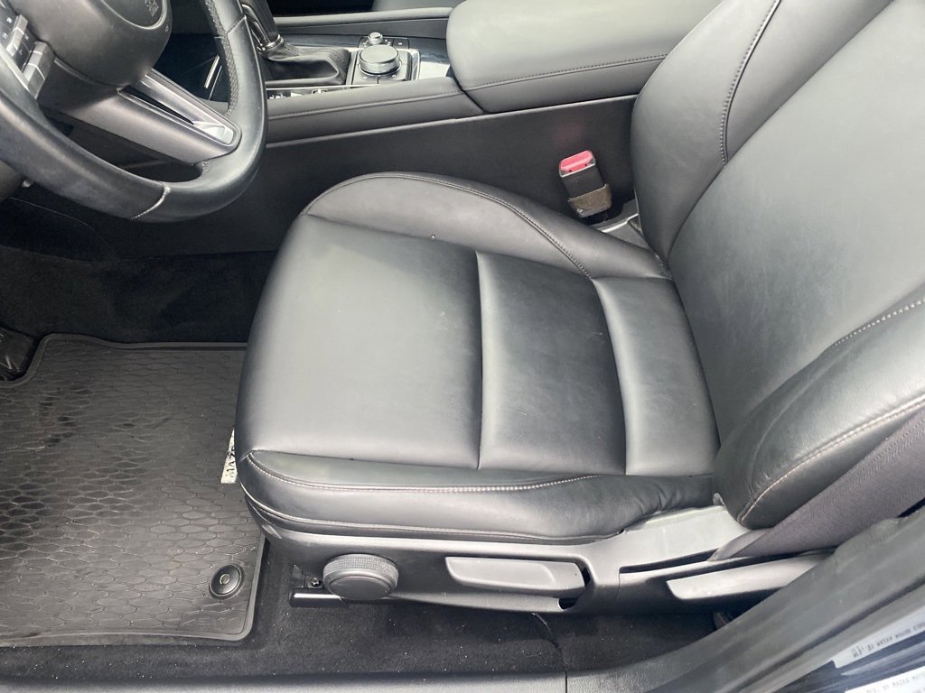 Used 2019 MAZDA MAZDA3 Hatchback image 16