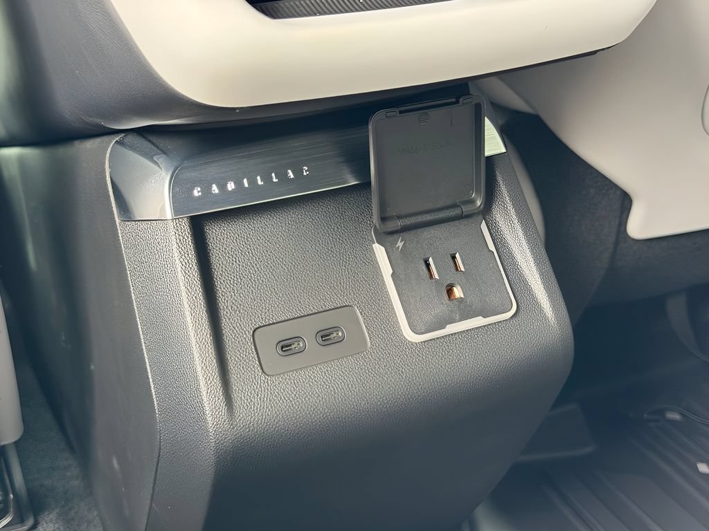 New 2026 Cadillac Lyriq Premium Sport w/ LPO, Floor Liner Package AWD/4WD image 17