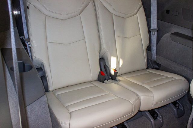 Used 2022 Cadillac XT6 Premium Luxury image 13