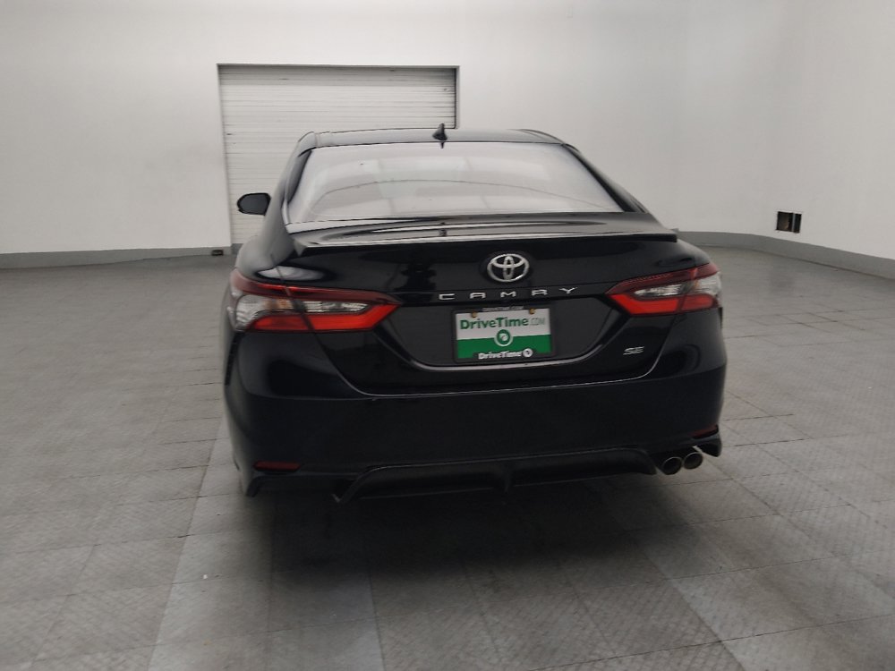 Used 2021 Toyota Camry SE FWD image 6