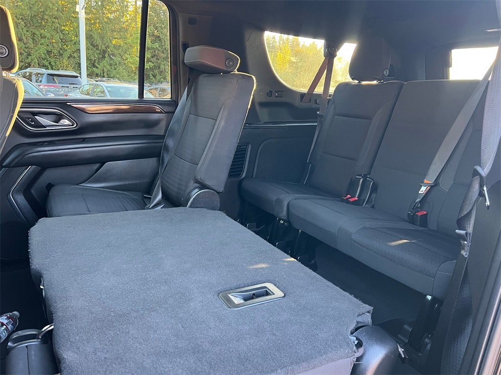 Used 2023 GMC Yukon XL SLE image 14