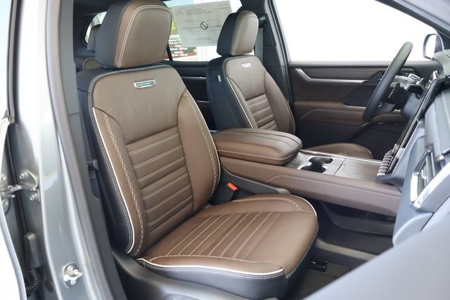 New 2026 GMC Acadia Denali Ultimate FWD image 22