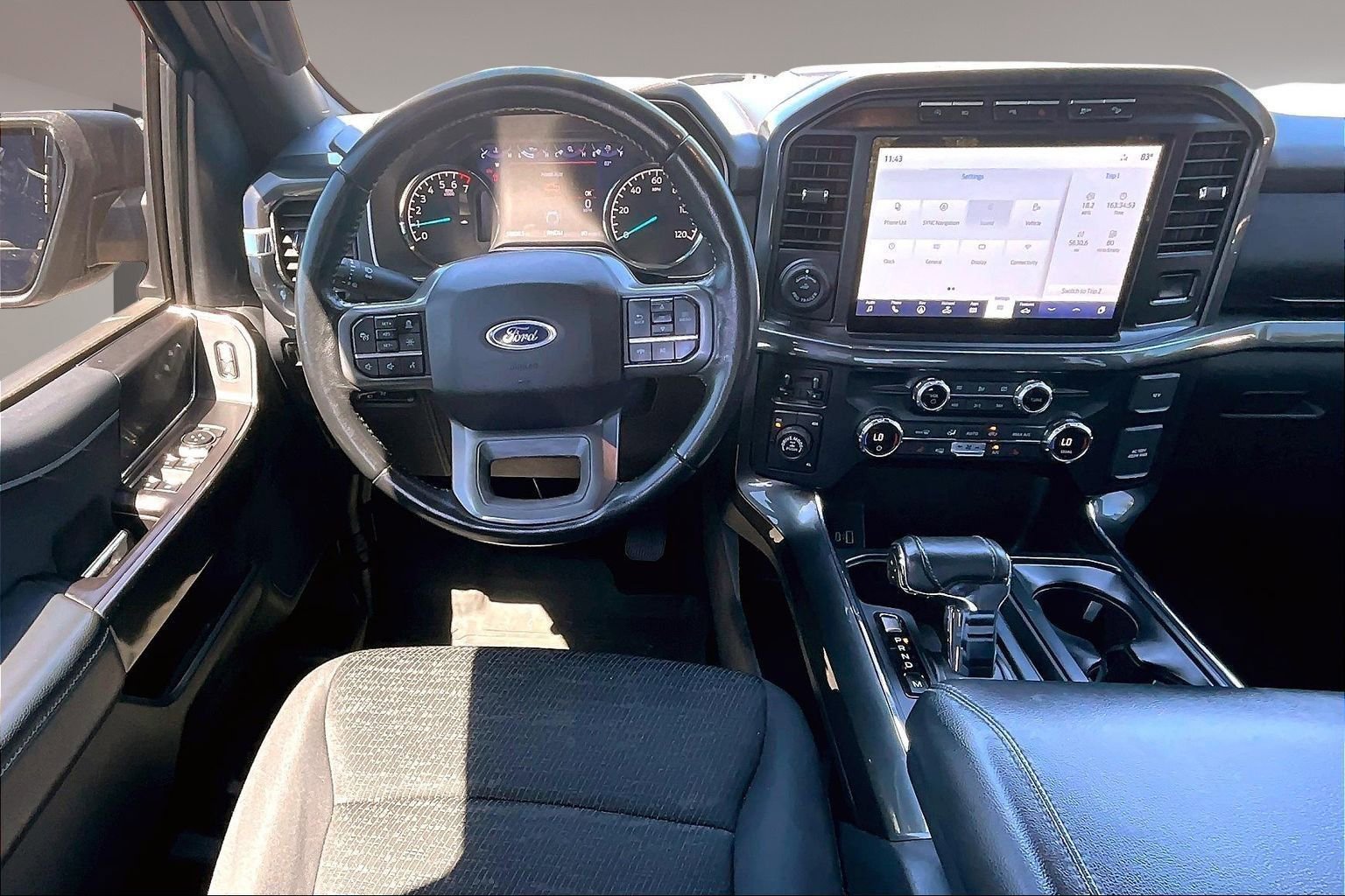 Used 2021 Ford F150 XLT w/ Equipment Group 302A High AWD/4WD image 9