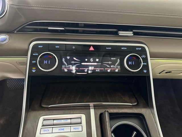 Used 2023 Genesis GV80 2.5T w/ Prestige 20" Package image 23