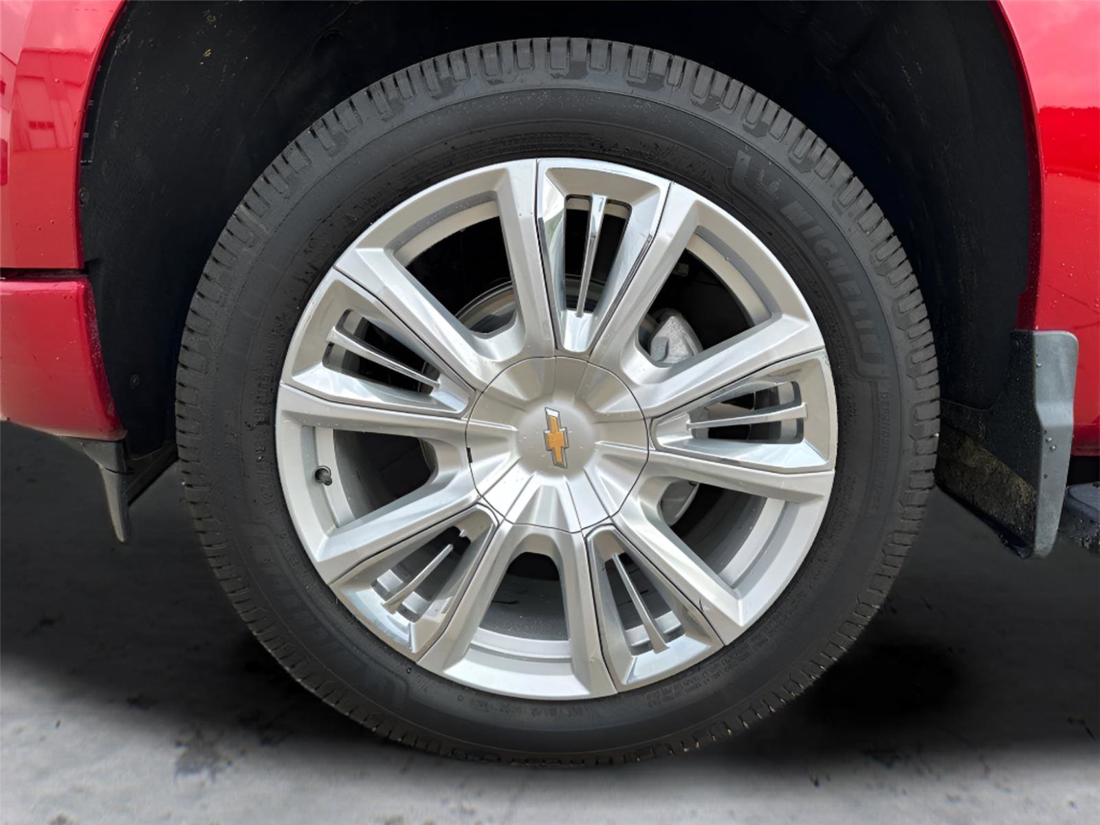 Used 2024 Chevrolet Silverado 1500 High Country w/ High Country Premium Package image 14