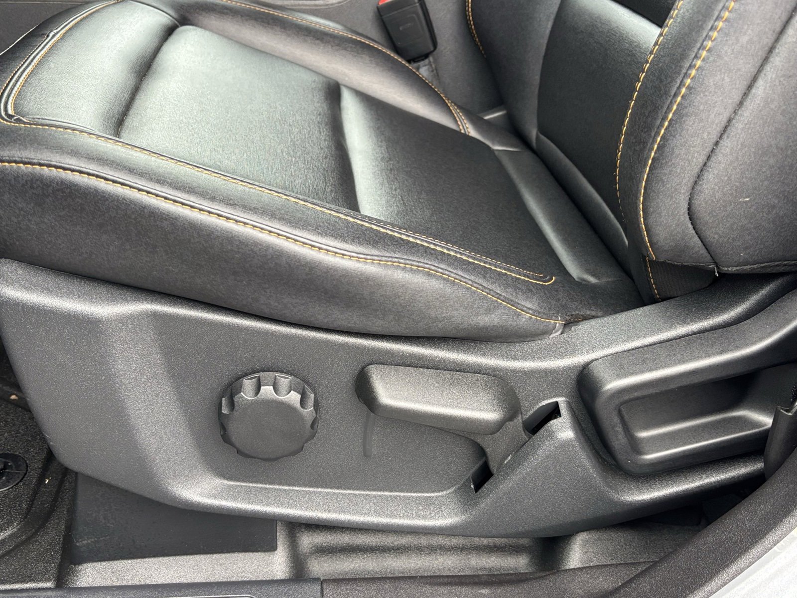 Used 2023 Ford Bronco Badlands w/ Sasquatch Package image 17