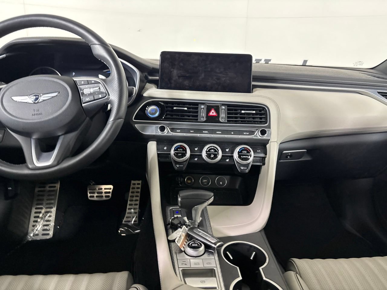 Used 2023 Genesis G70 2.0T w/ Sport Prestige Package AWD/4WD image 27