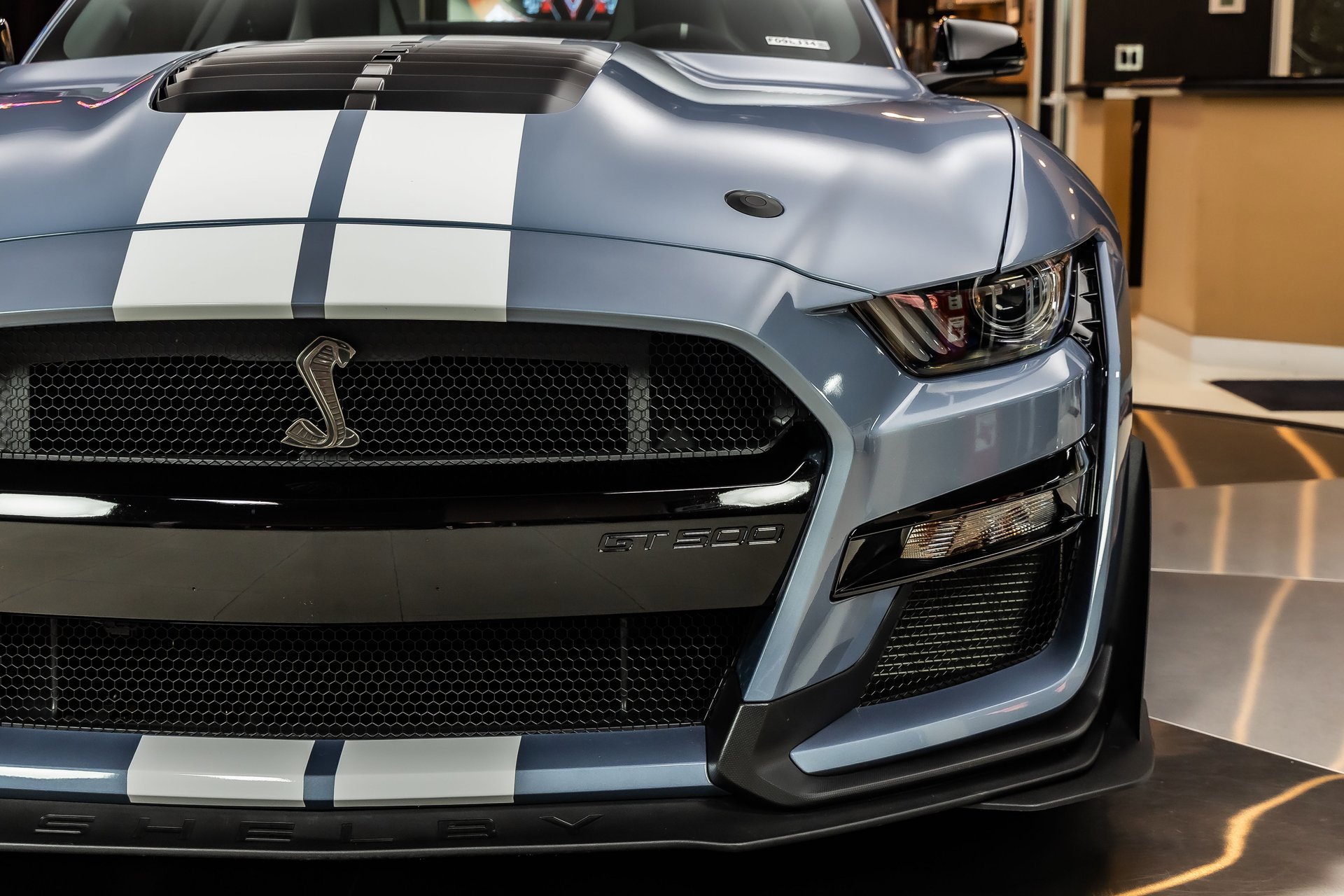 Used 2022 Ford Mustang Shelby GT500 w/ Carbon Fiber Track Pack RWD image 28