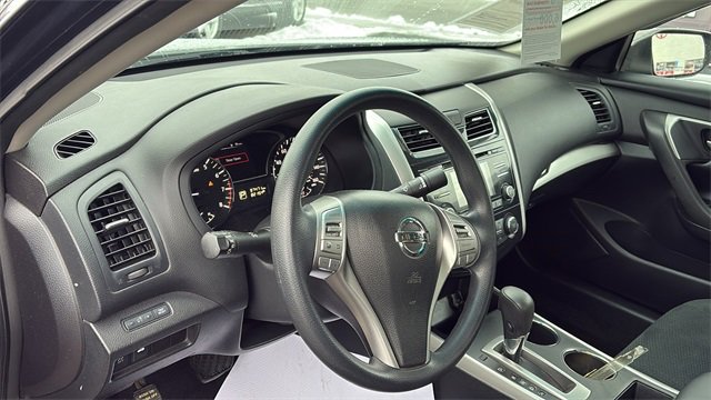 Used 2015 Nissan Altima 2.5 S w/ Special Edition Package image 10