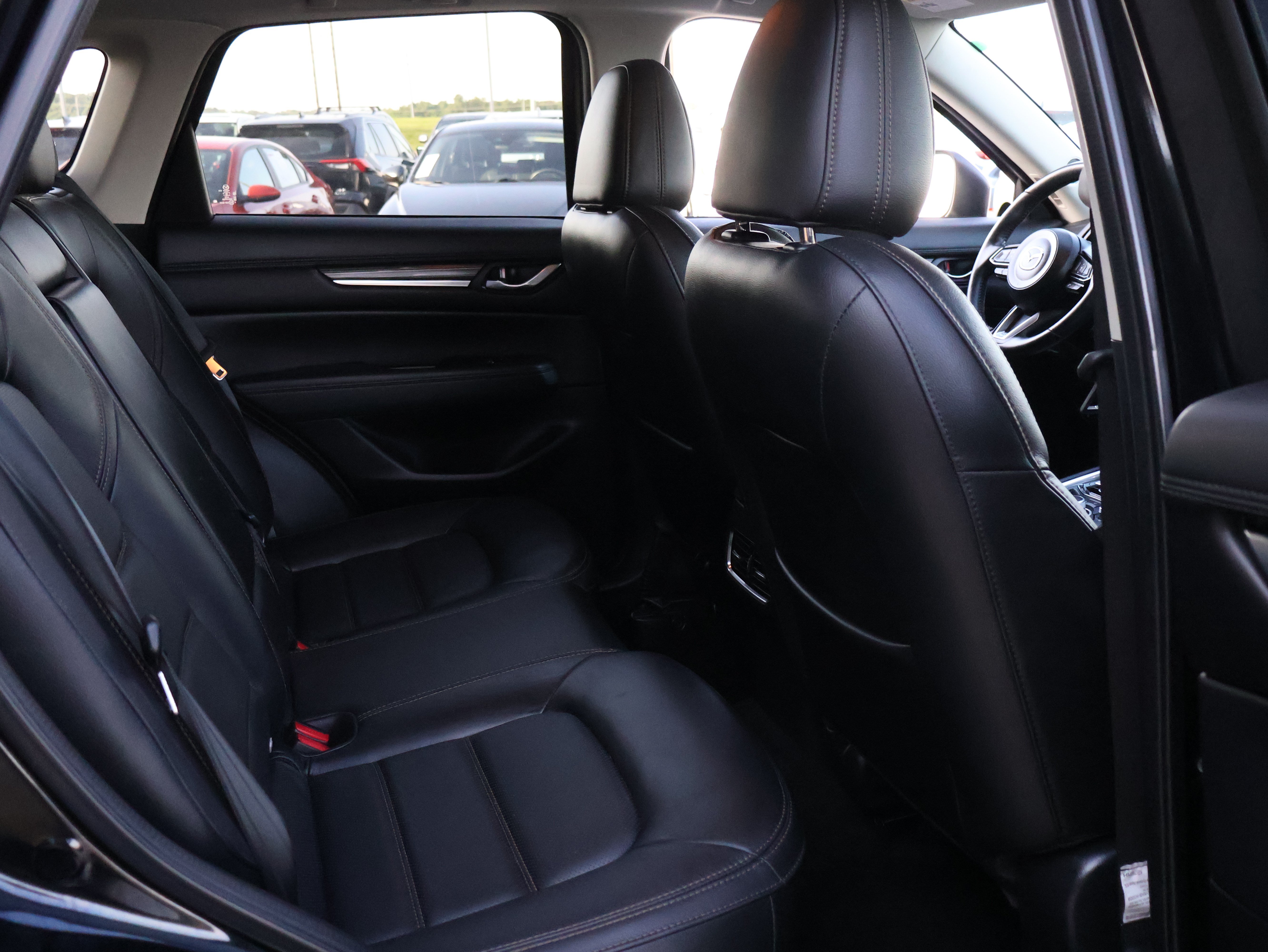 Used 2022 MAZDA CX-5 AWD 2.5 S w/ Premium Plus Pkg image 11