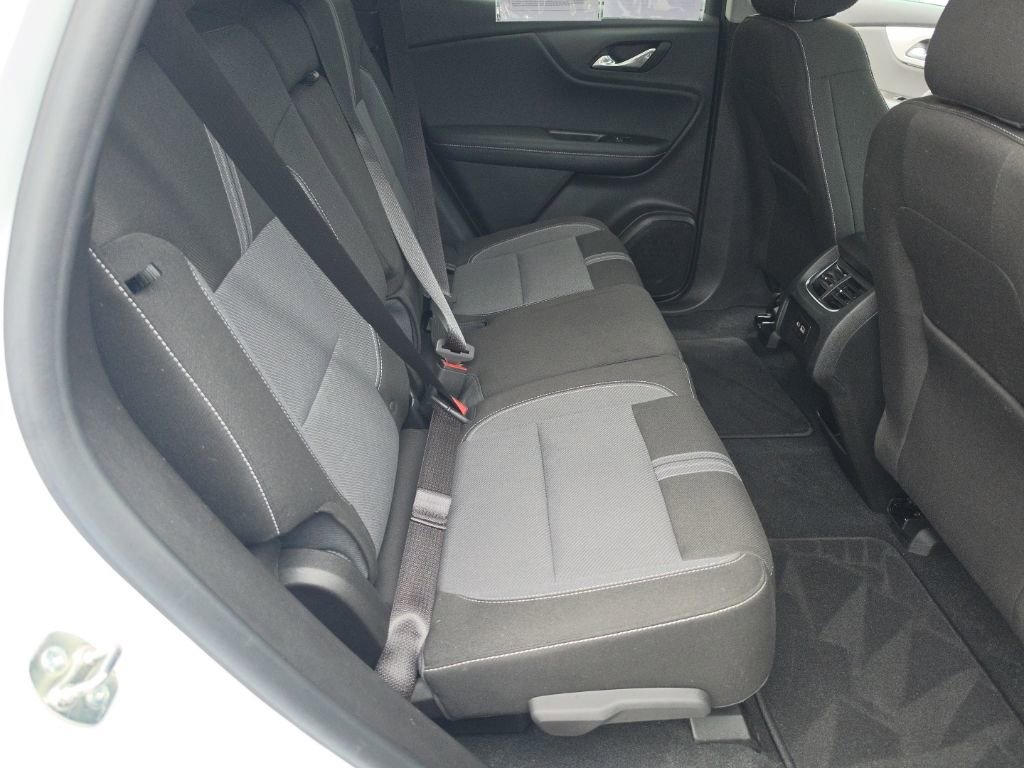 Certified 2023 Chevrolet Blazer LT w/ Convenience Package image 29