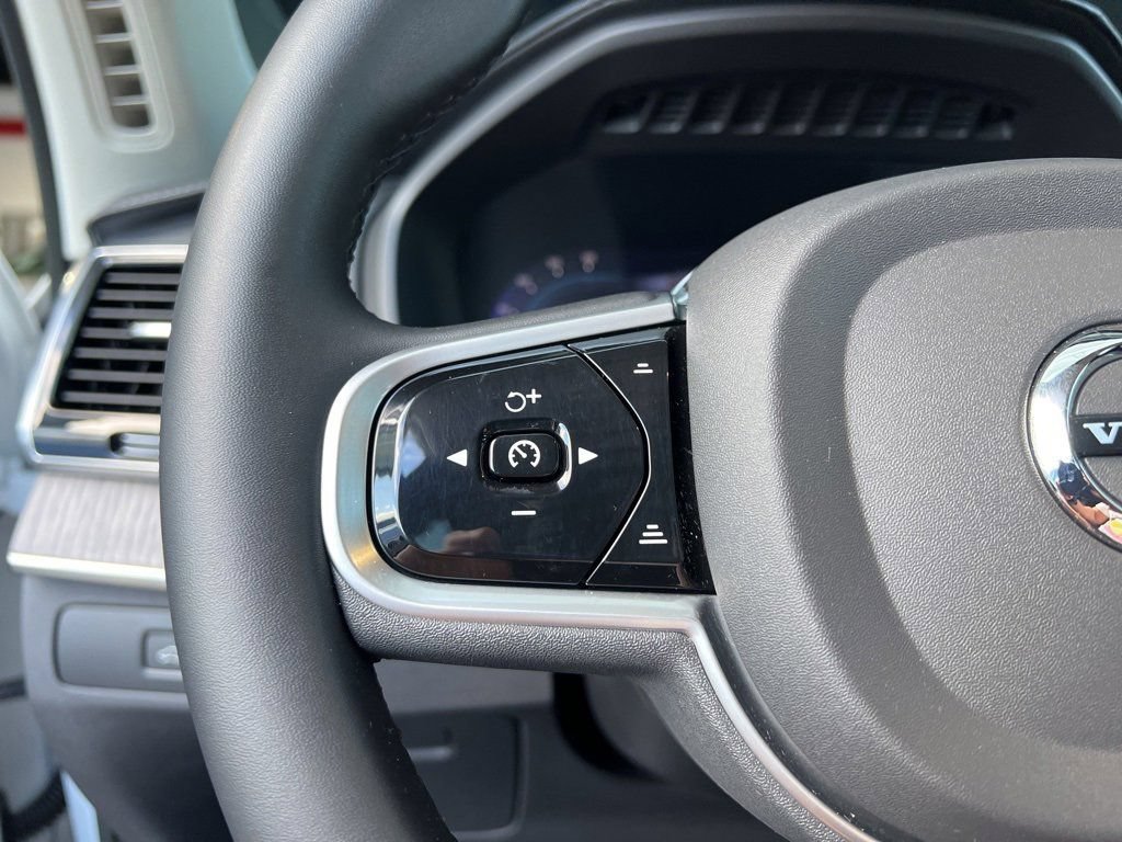 Used 2023 Volvo XC90 B6 Ultimate AWD/4WD image 30
