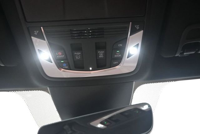 Used 2023 Acura MDX Type S AWD/4WD image 36