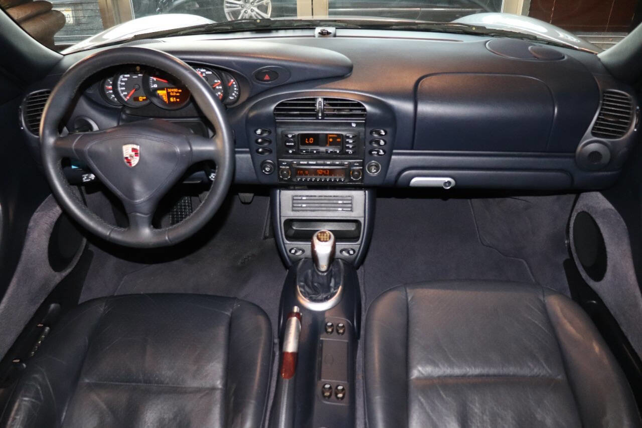 Used 2003 Porsche 911 Carrera 4 image 30