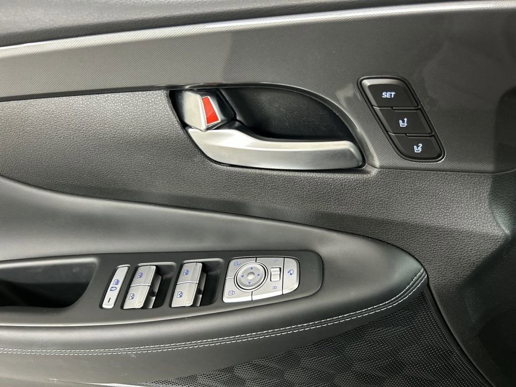 Used 2023 Hyundai Santa Fe Calligraphy AWD/4WD image 11