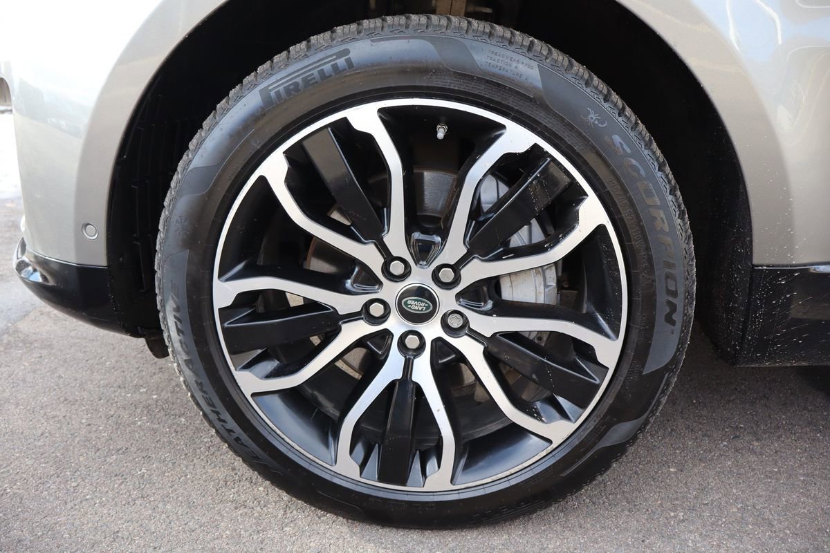 Used 2018 Land Rover Range Rover Sport HSE image 43