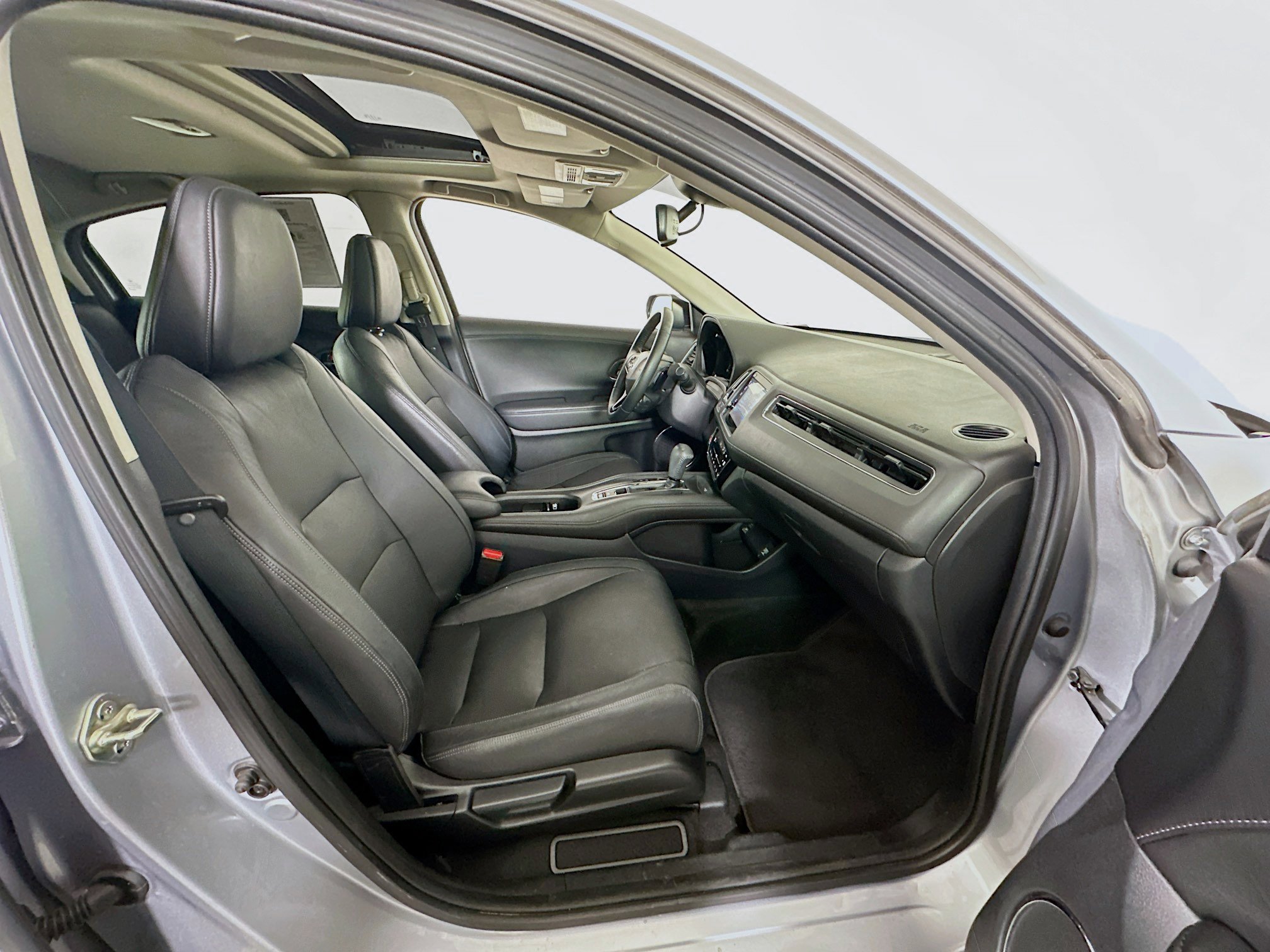 Used 2019 Honda HR-V EX-L image 32