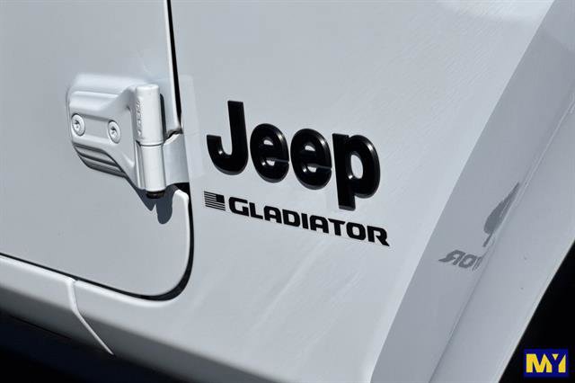 Used 2025 Jeep Gladiator Willys image 34