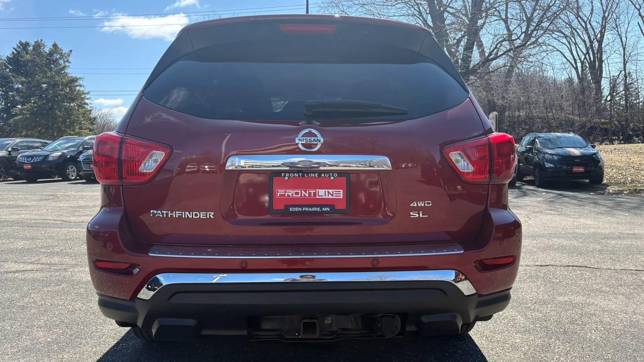 Used 2017 Nissan Pathfinder SL w/ Trailer Tow Package image 7