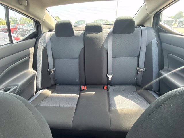 Used 2025 Nissan Versa SV FWD image 23