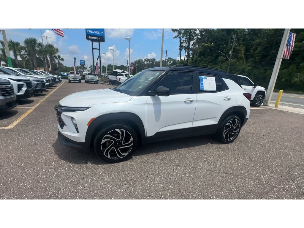 Used 2025 Chevrolet TrailBlazer RS FWD image 6