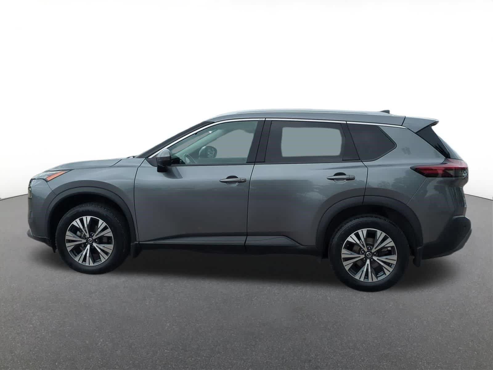 Used 2021 Nissan Rogue SV w/ Premium Package AWD/4WD image 3