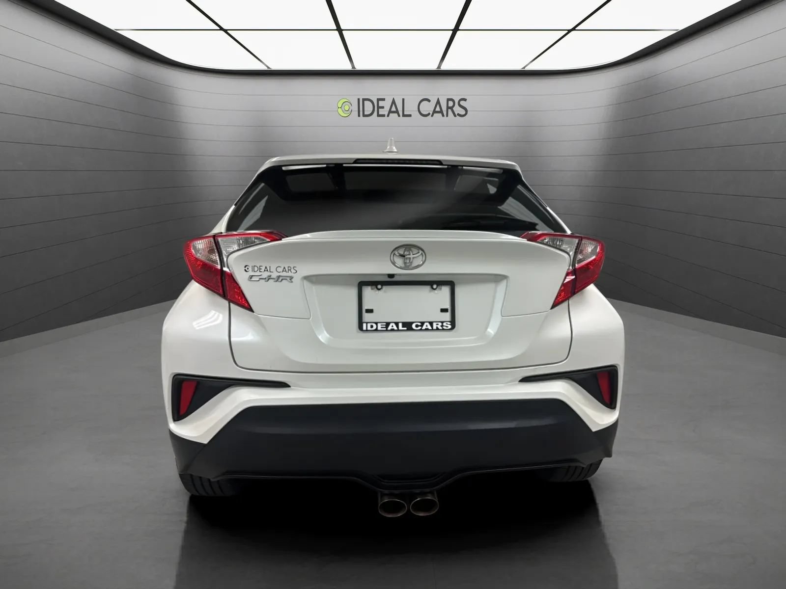Used 2021 Toyota C-HR XLE FWD image 6