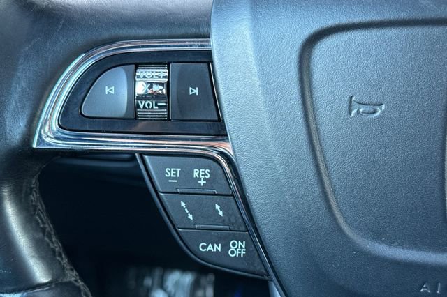 Used 2020 Lincoln Navigator L Reserve w/ Equipment Group 208A Reserve image 38