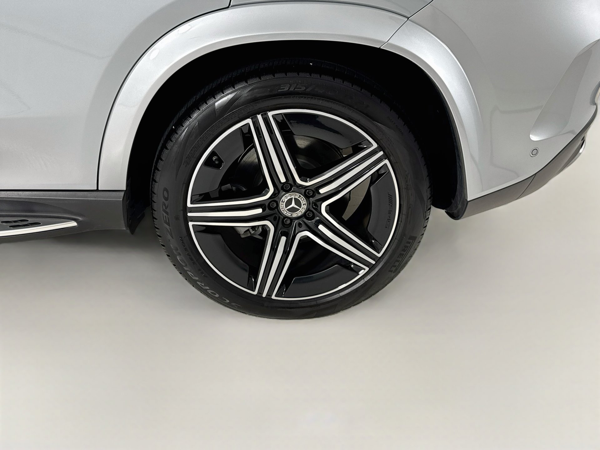 Used 2024 Mercedes-Benz GLE 450 4MATIC image 34