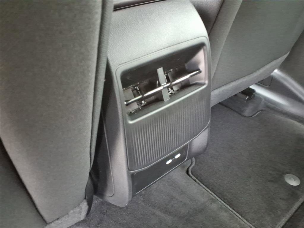 New 2026 Jeep Cherokee Laredo image 33