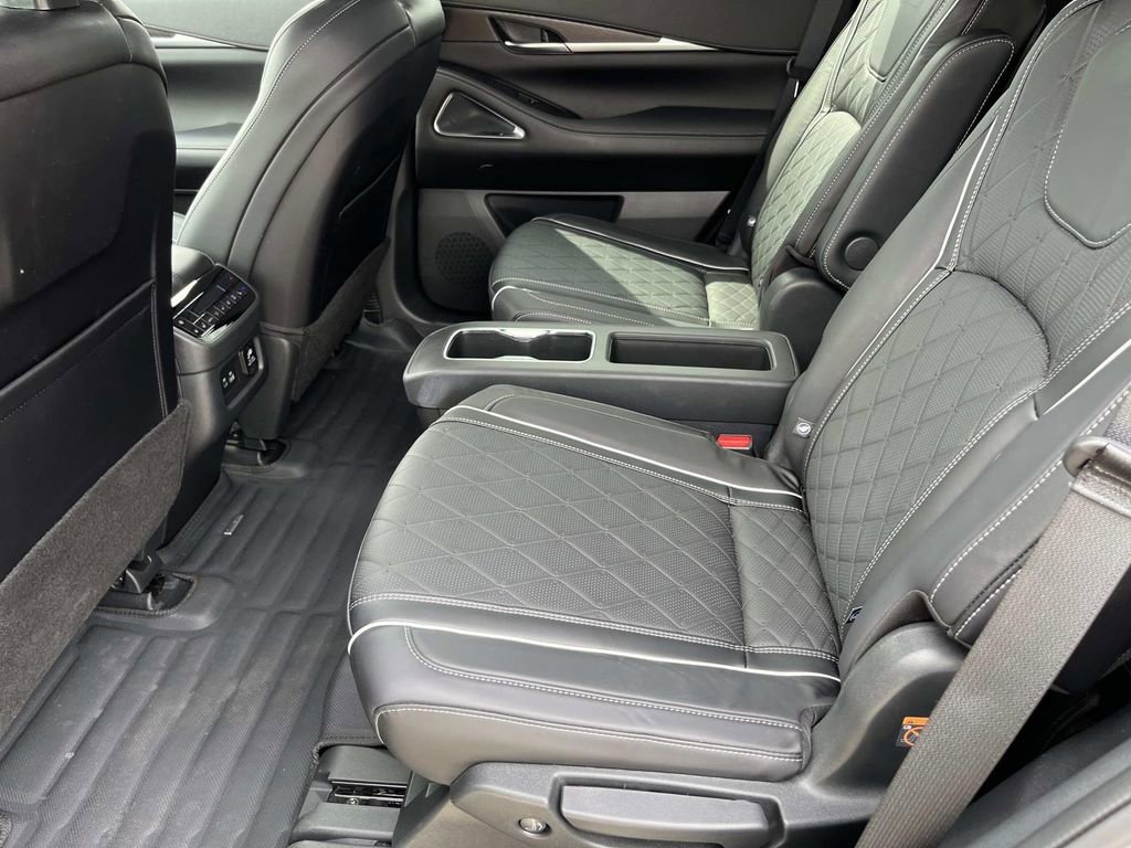 Used 2024 INFINITI QX60 Autograph w/ Cargo Package image 19