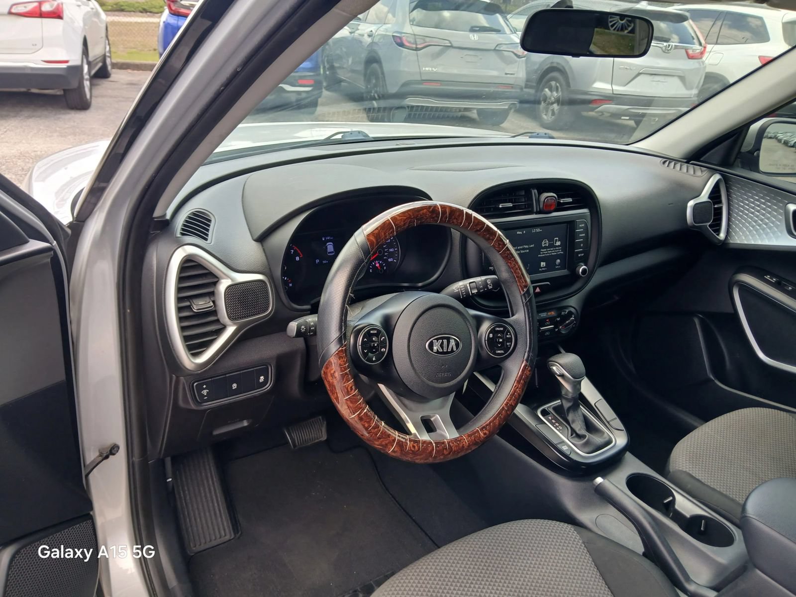 Used 2020 Kia Soul LX FWD image 7