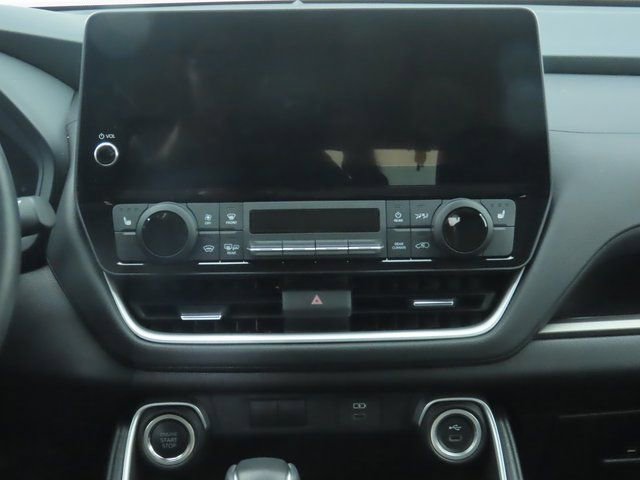 Used 2025 Toyota Grand Highlander FWD image 14