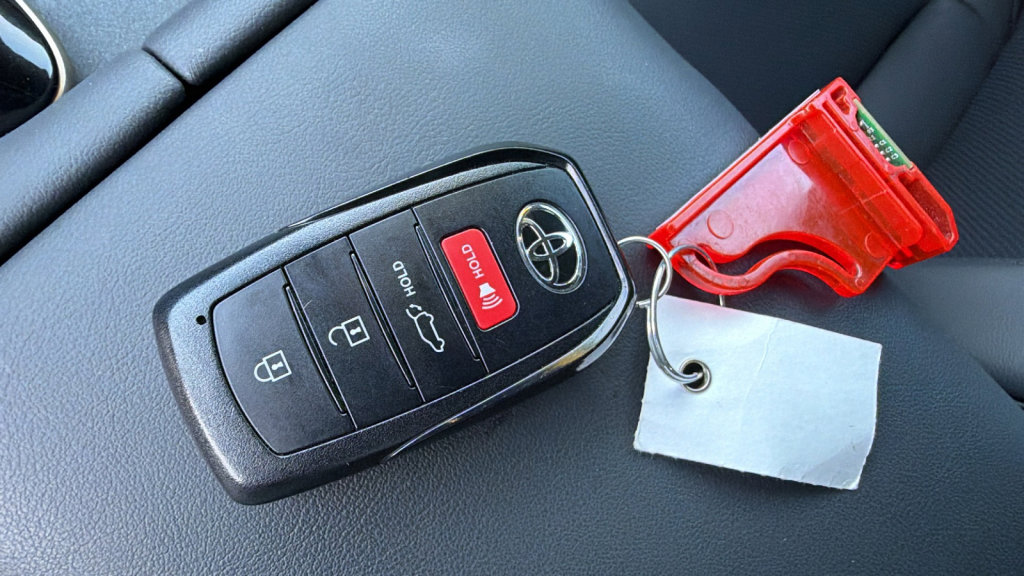 Certified 2025 Toyota Crown Signia w/ Advanced Technology Package image 29