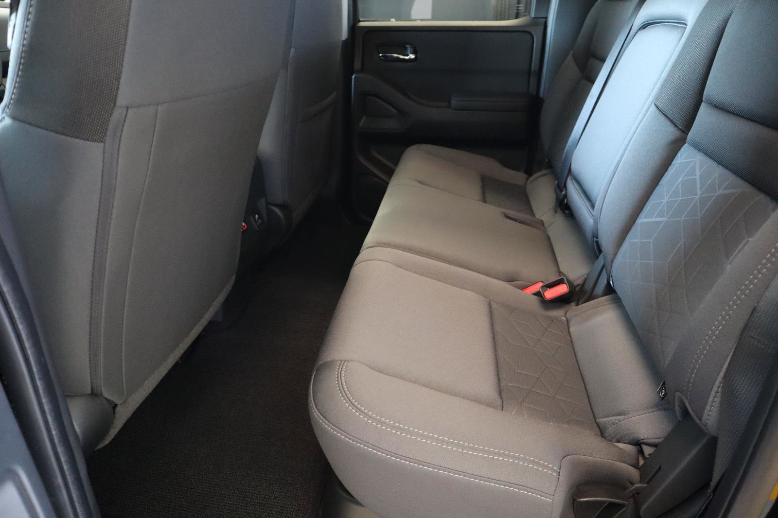 New 2026 Nissan Frontier SV image 36