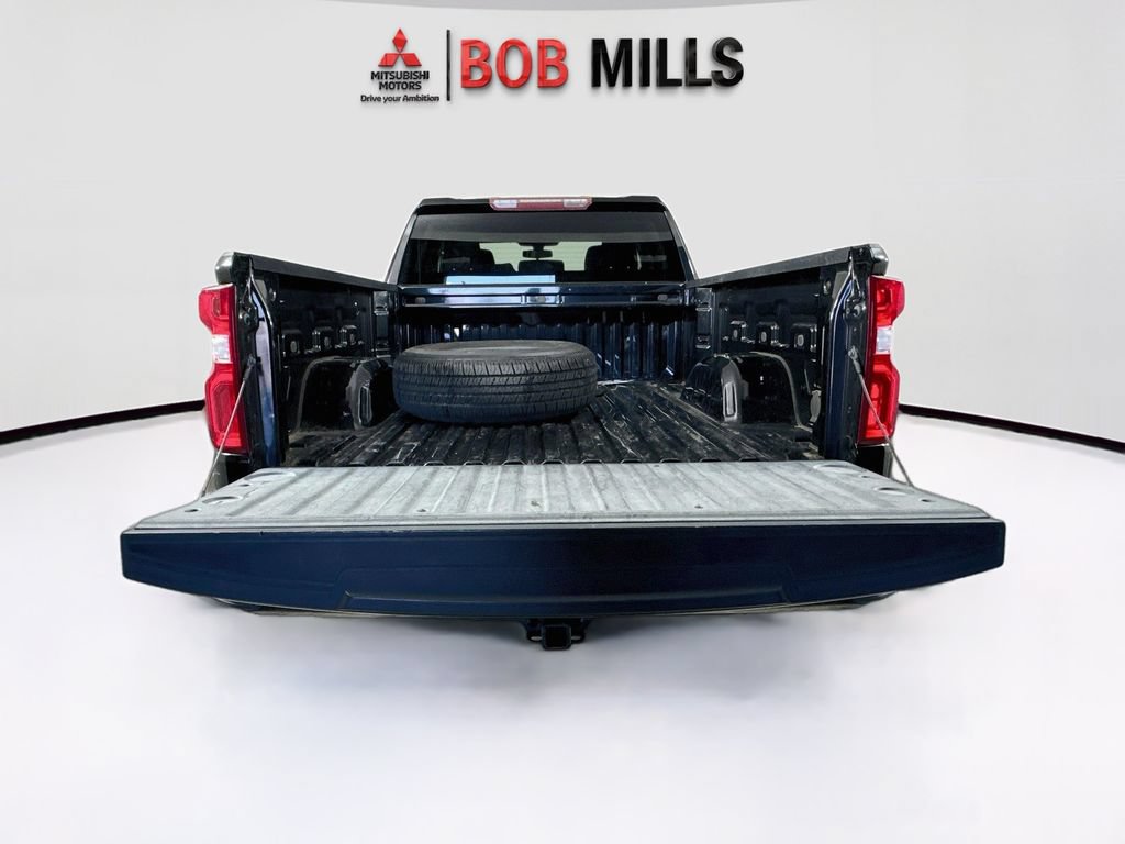 Used 2020 Chevrolet Silverado 1500 Custom w/ Custom Value Package RWD image 25