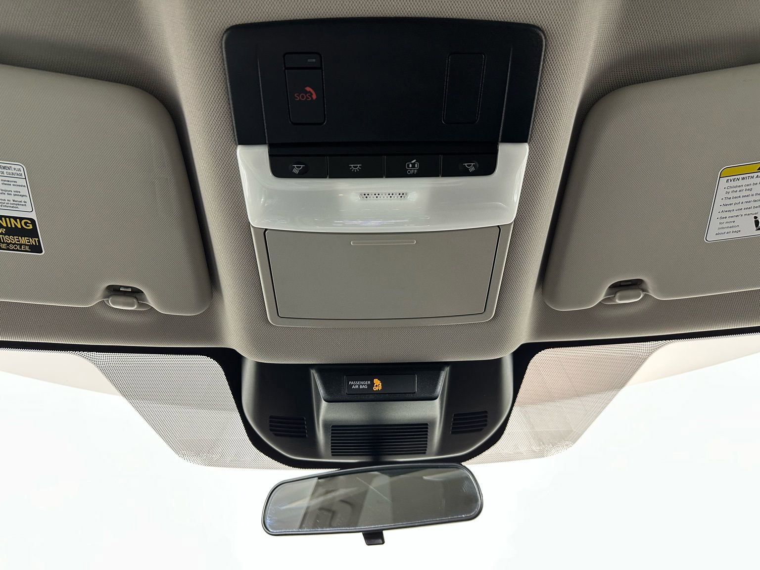 Used 2023 Nissan Rogue SV image 35