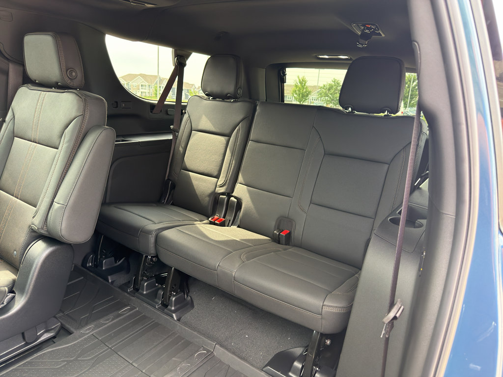 New 2026 Chevrolet Suburban High Country AWD/4WD image 22