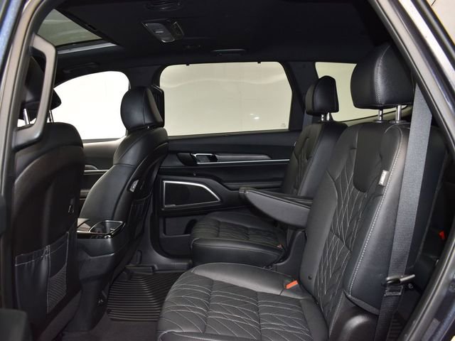 Used 2025 Kia Telluride AWD image 10