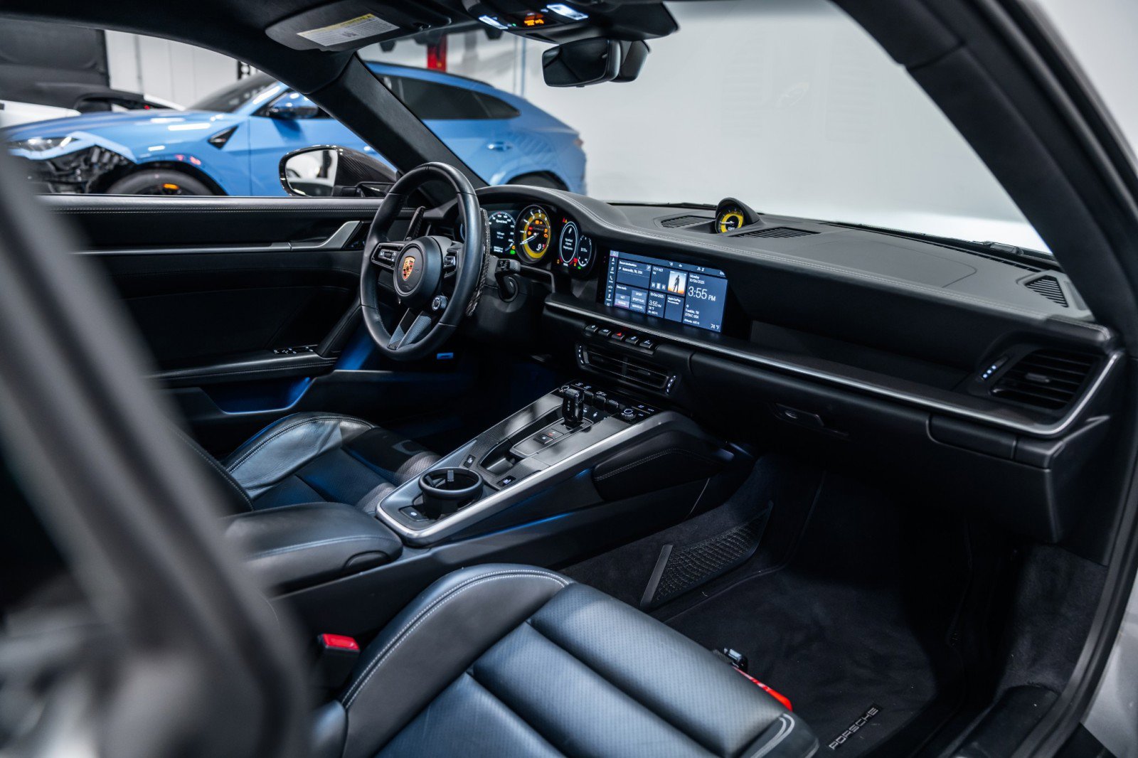 Used 2021 Porsche 911 Turbo S image 12