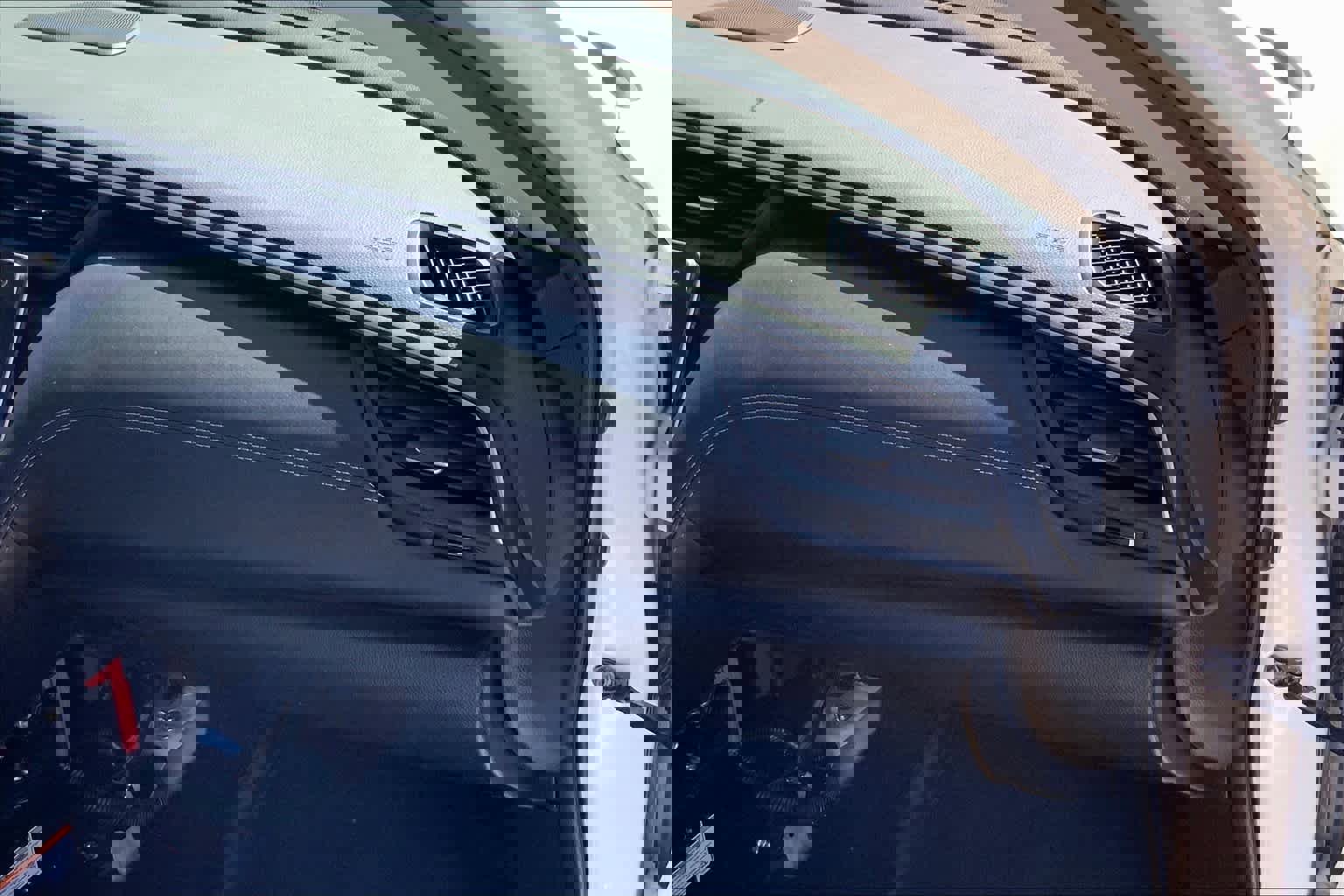 Used 2019 Honda Insight Touring image 17