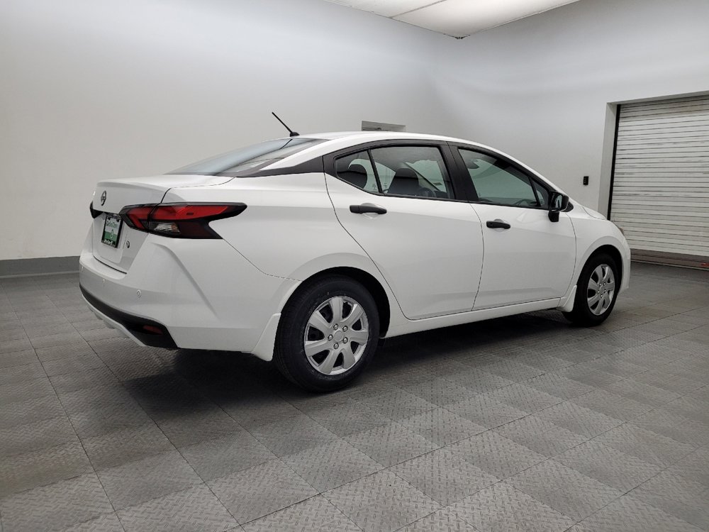 Used 2024 Nissan Versa S w/ Trunk Package image 10