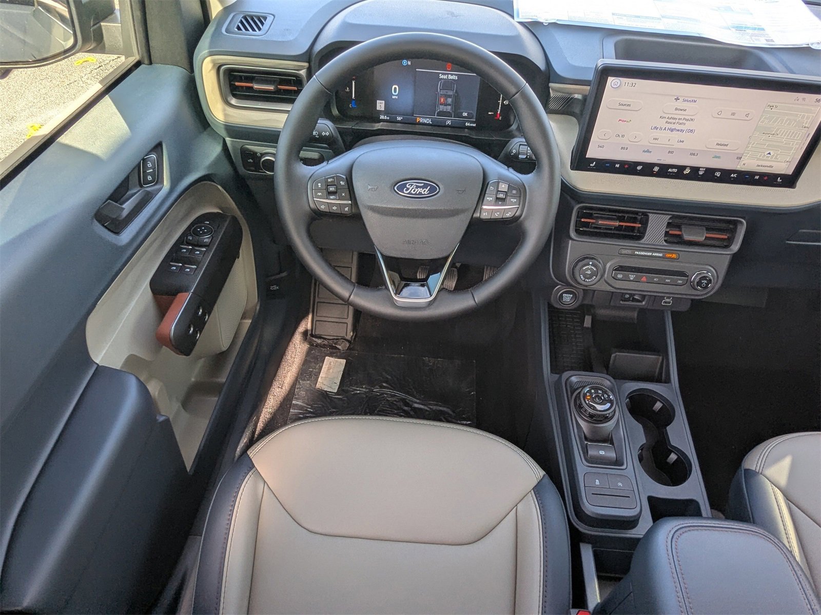 New 2025 Ford Maverick Lariat image 17