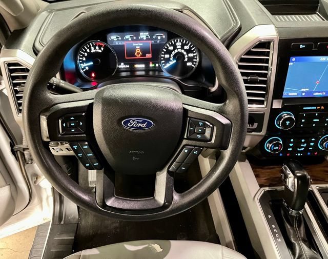 Used 2020 Ford F150 Lariat RWD image 16